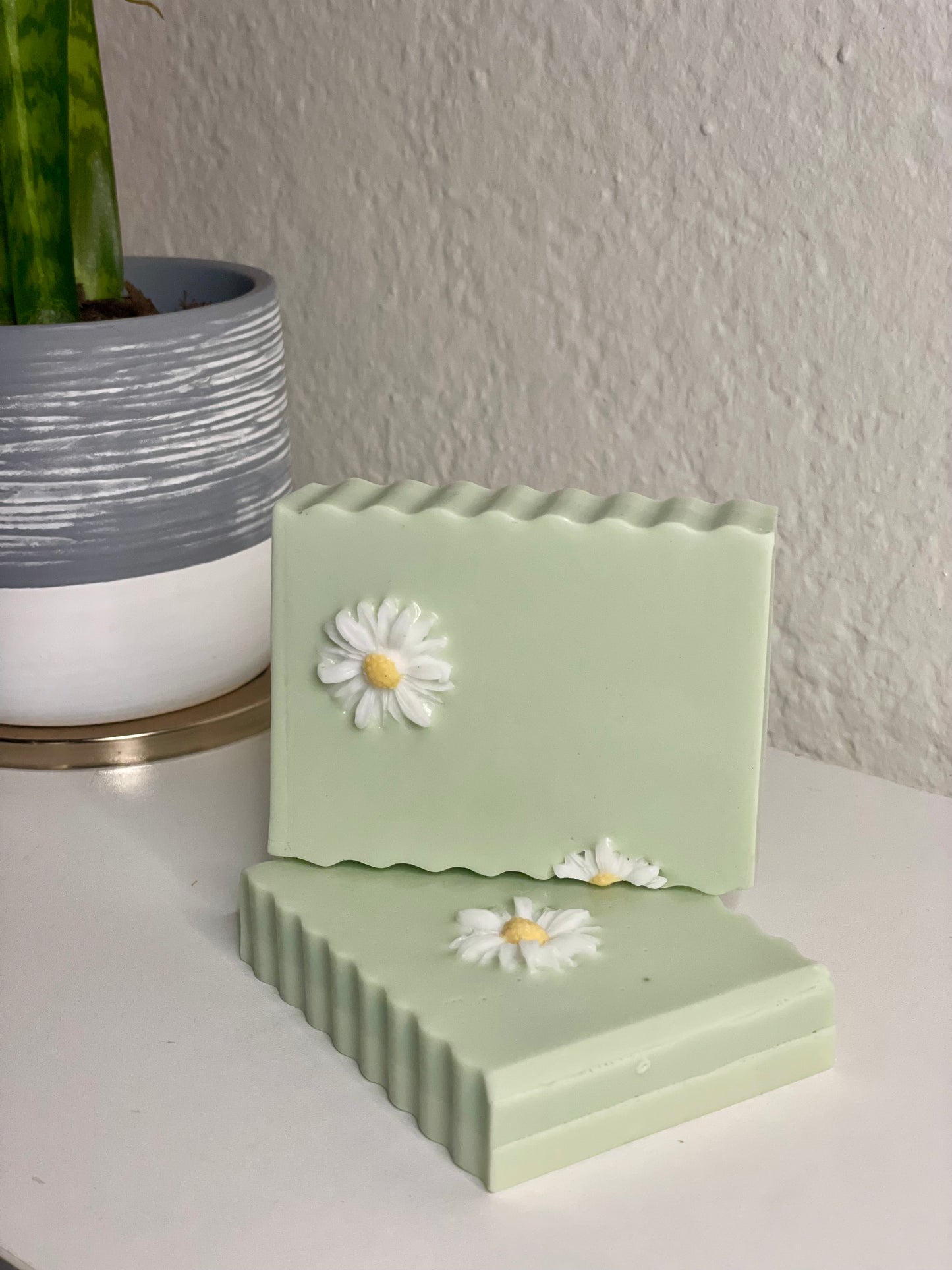 Daisy Bloom Detox / Green tea and Cucumber