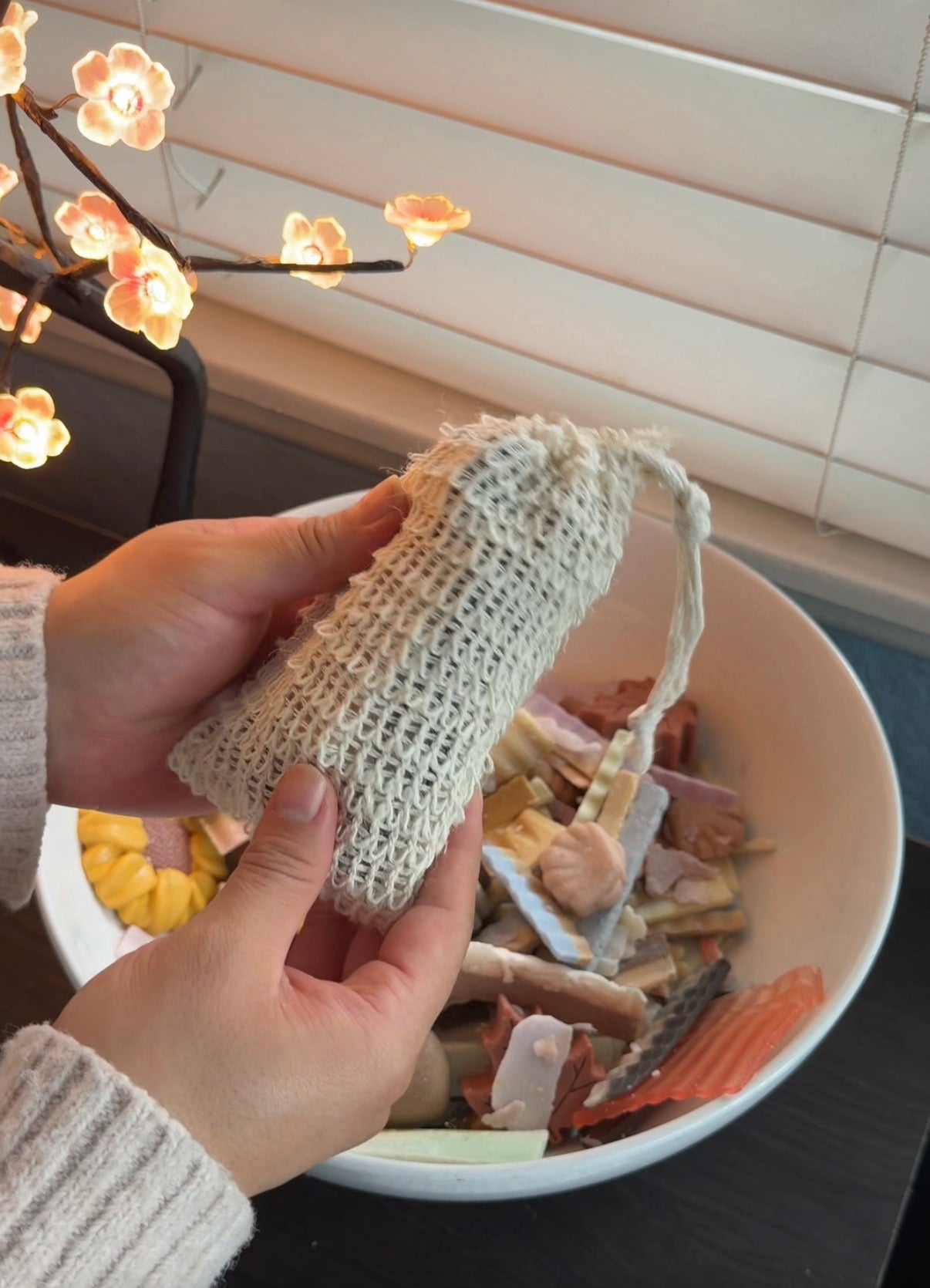 Soap saver bag